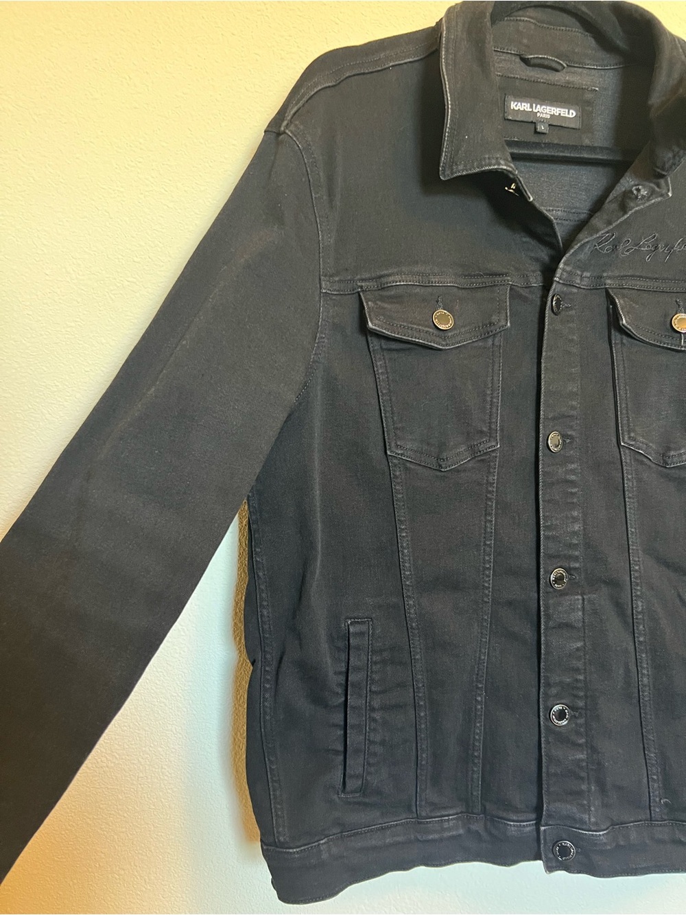 Karl Lagerfeld Black Denim Trucker Jacket w/ Embroidered Logo - Size L (EUC) - Picture 5 of 9
